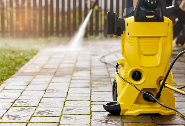 Best Pool Deck Cleaning  in Happy Valley, OR